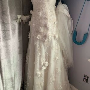 Maggie Soterra Wedding Gown